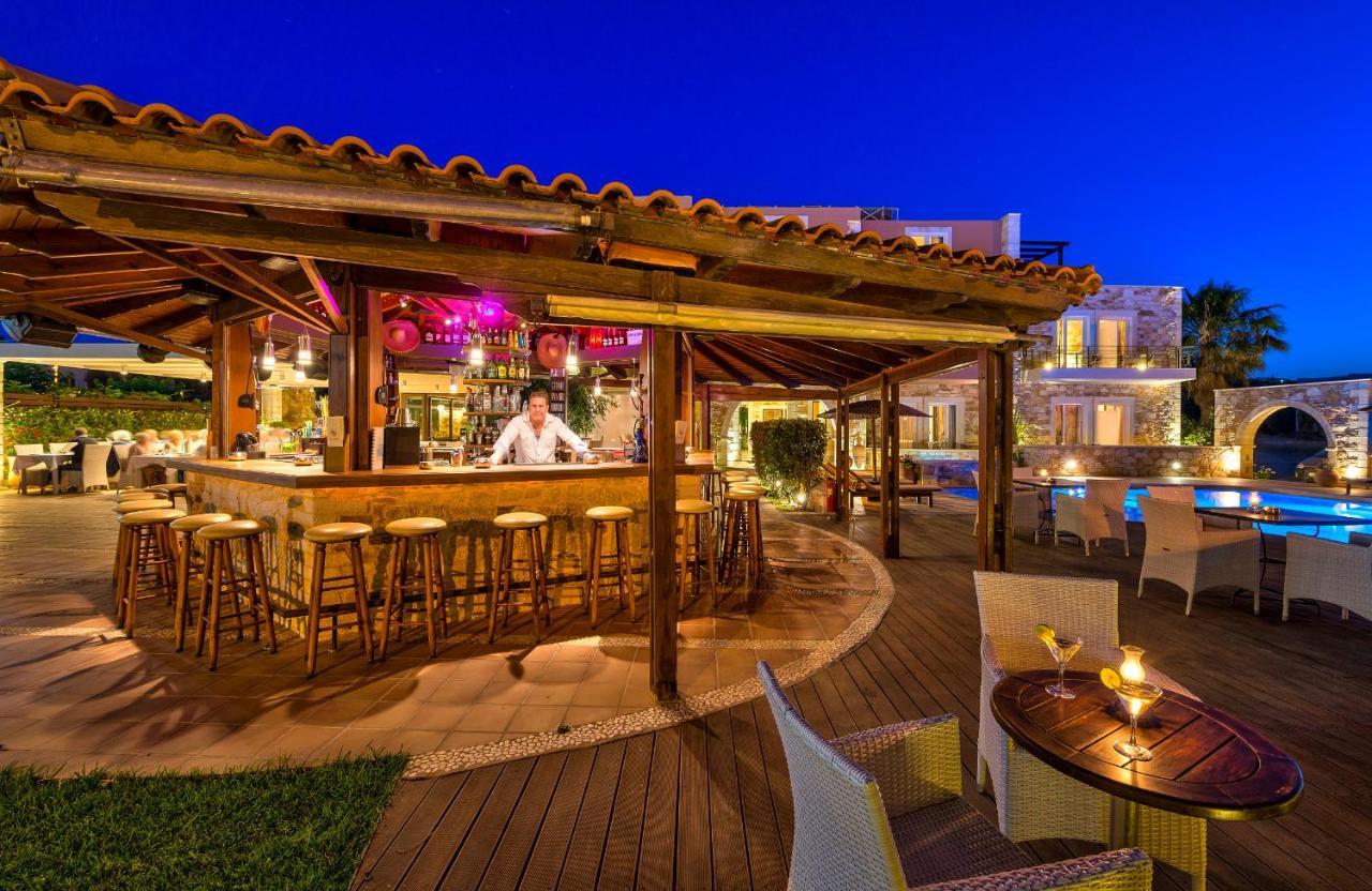 Mistral Hotel - For Solo Travelers Maleme  Bagian luar foto