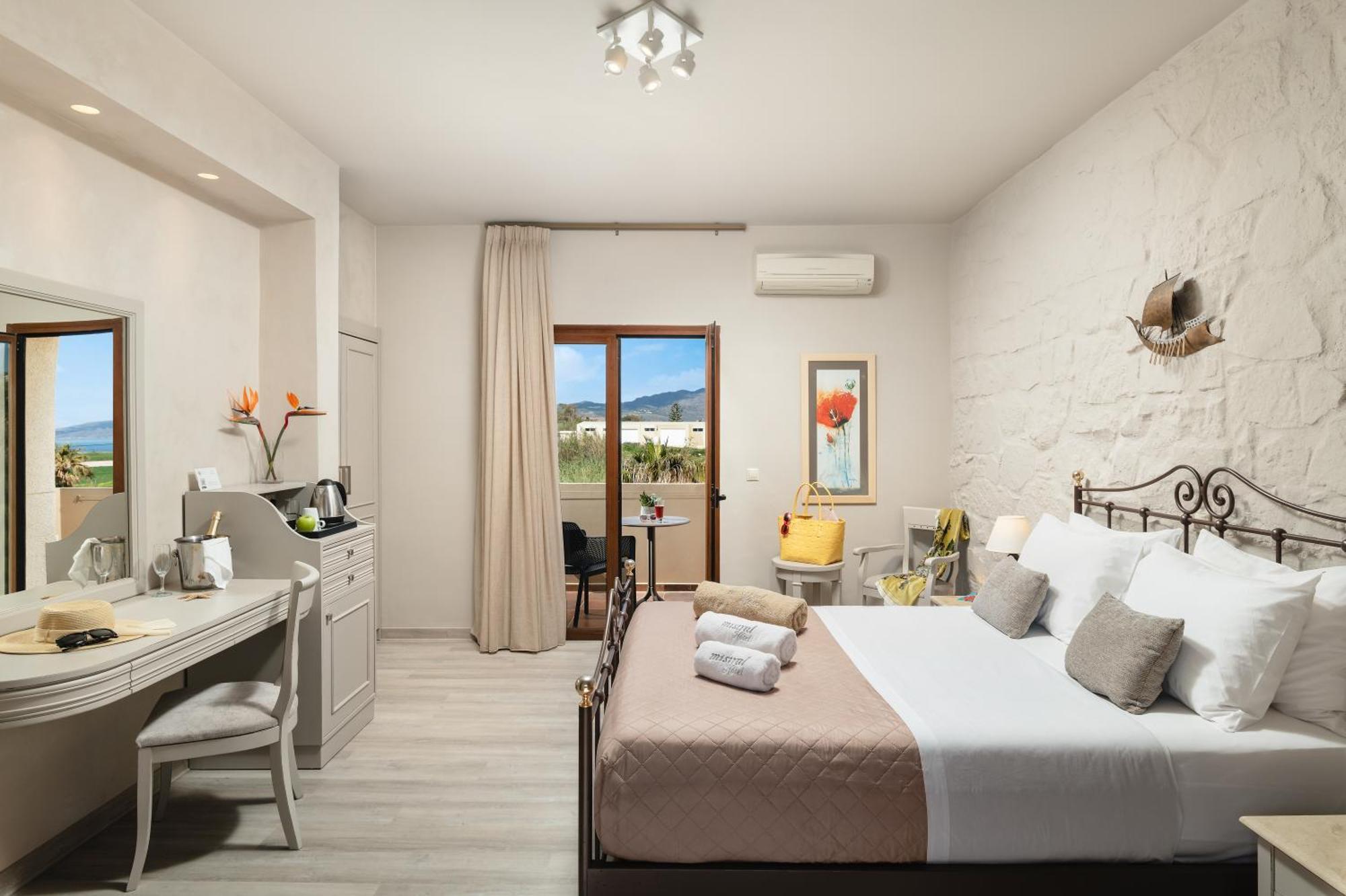 Mistral Hotel - For Solo Travelers Maleme  Bagian luar foto